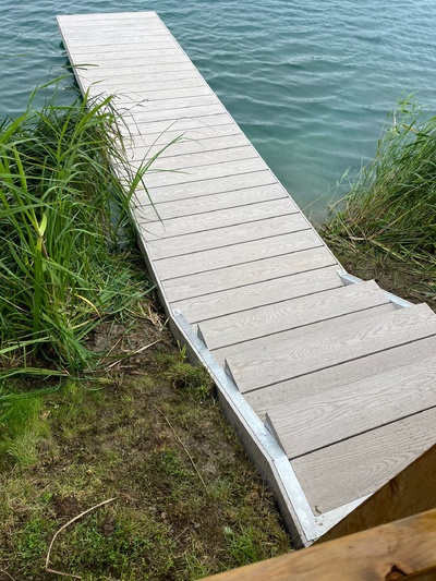 Jetty and step set for lake access