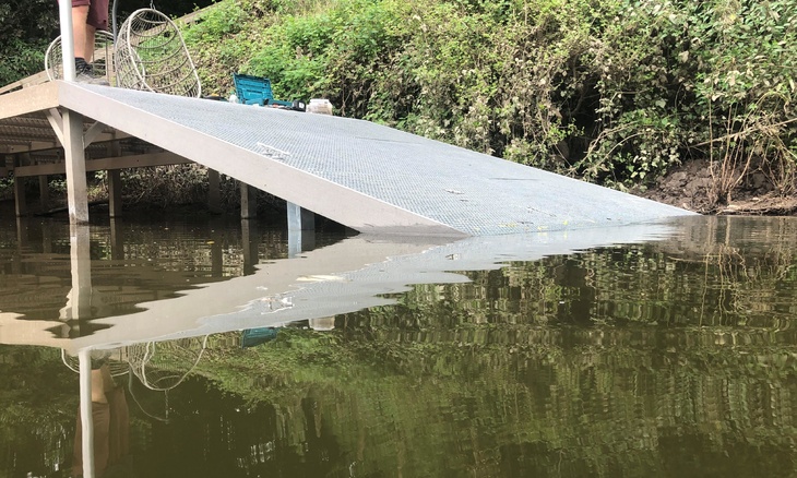 Kayak launch ramp